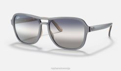 sl Ray-Ban moški bi-gradient državne strani sončna očala polirana svetlo siva/modra/siva VB061248